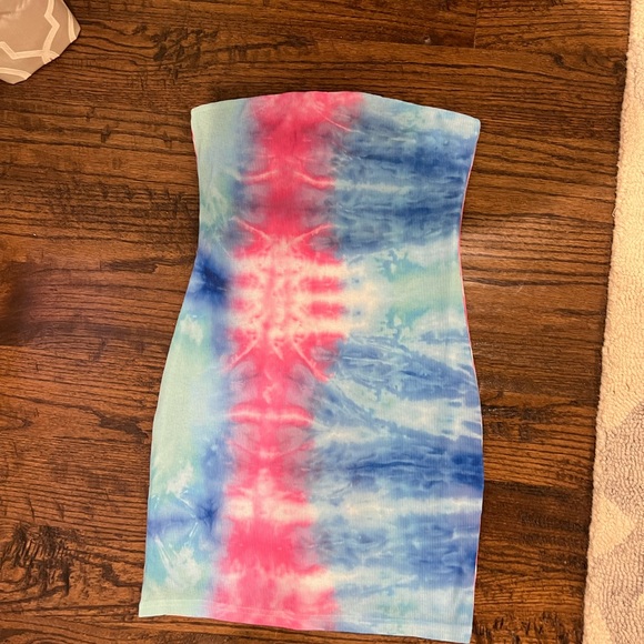Superdown Tie Dye Dress - Picture 2 of 3